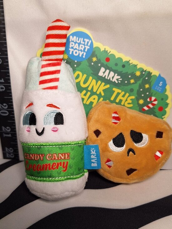 Bark Other - NWT Bark Dunk the Halls Dog Toy S